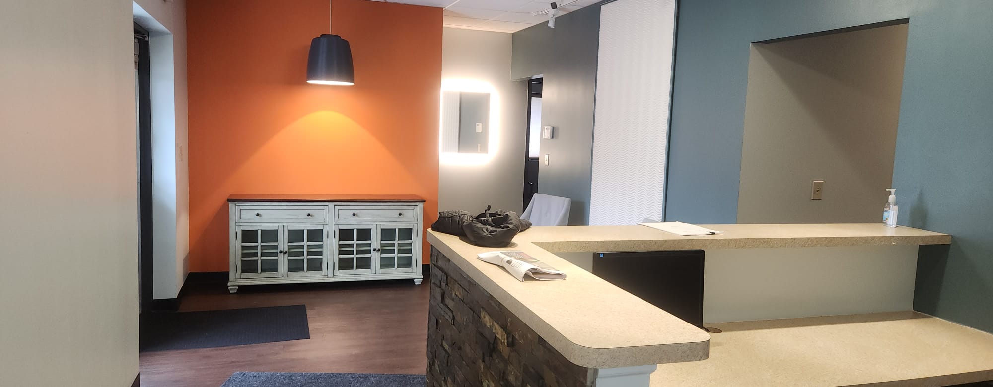 Reception area at Auto Import Group